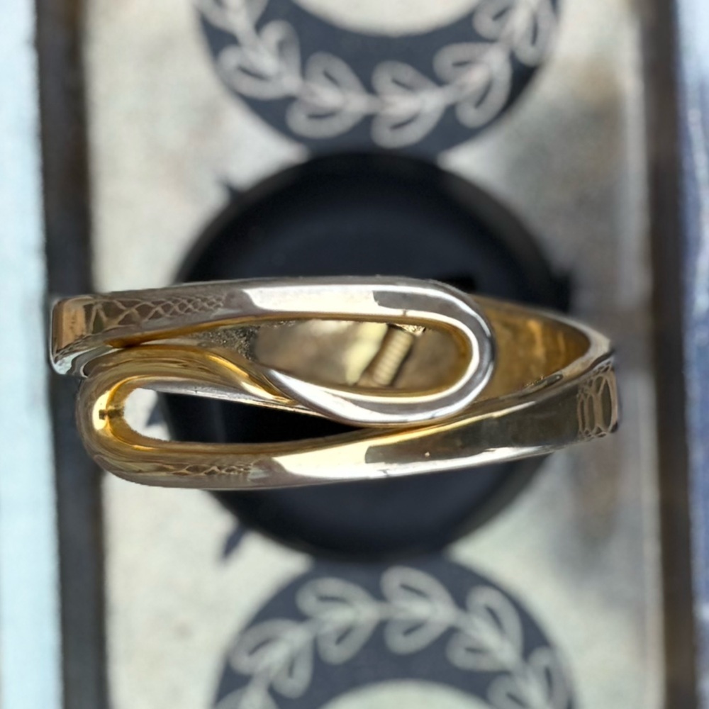 Elegant Gold and Silver Women's Bracelet